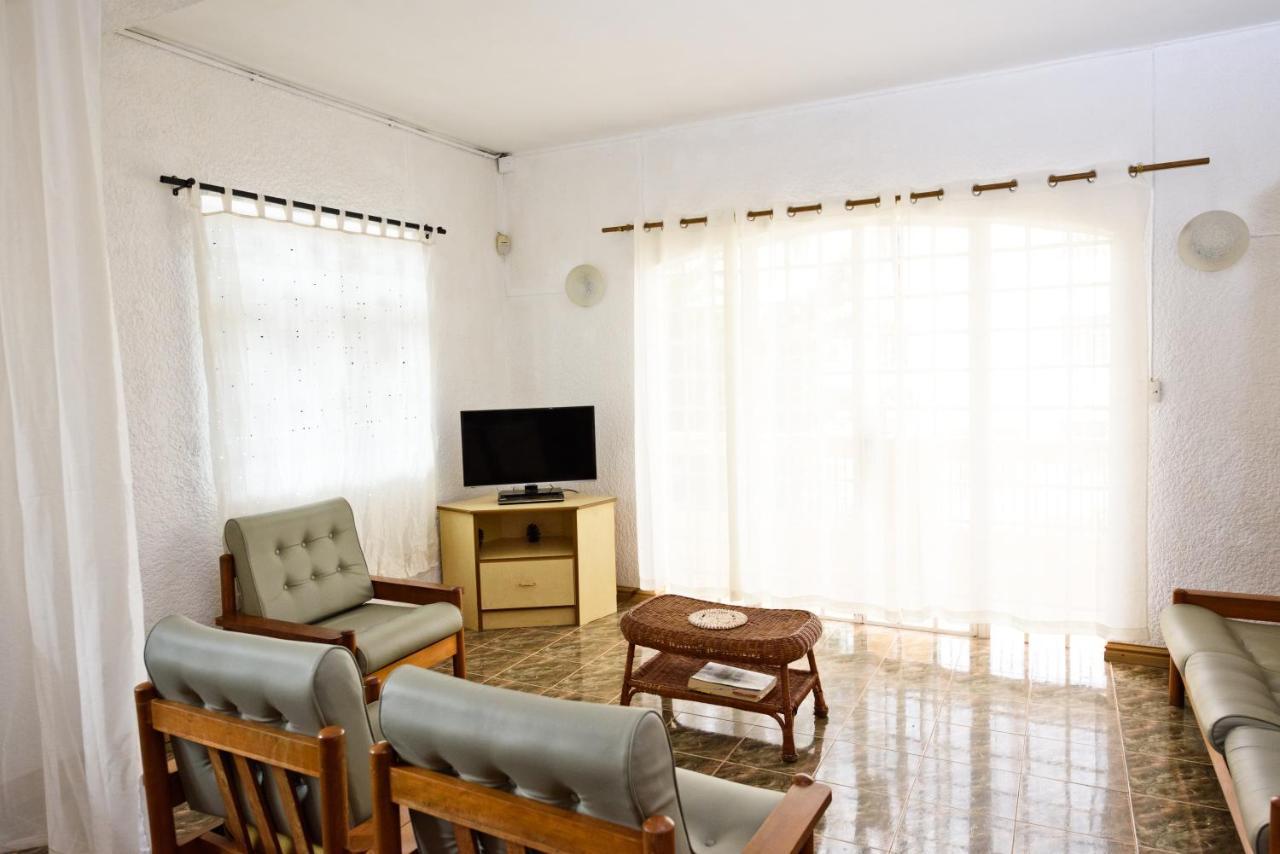 Residence Dream Lodge Flic en Flac Bagian luar foto