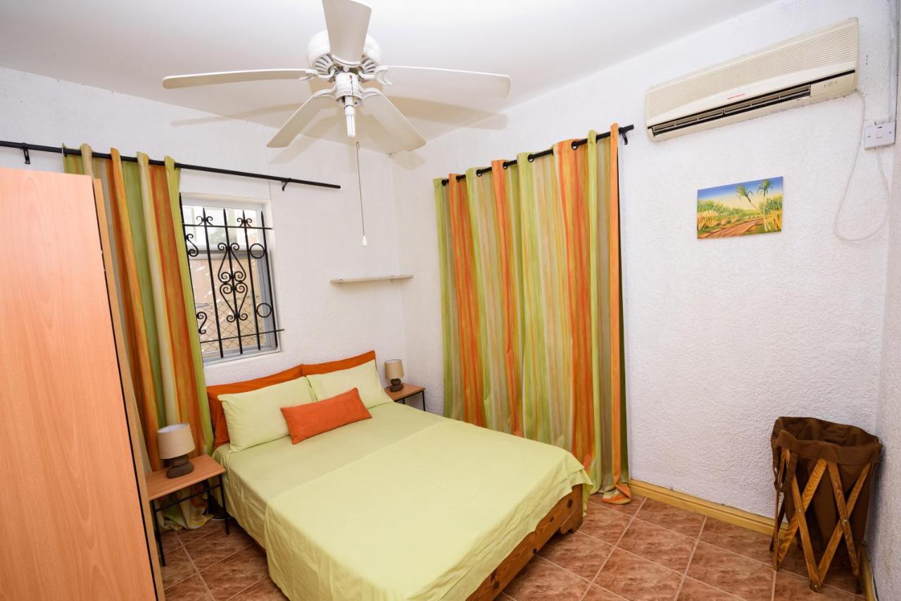 Residence Dream Lodge Flic en Flac Bagian luar foto