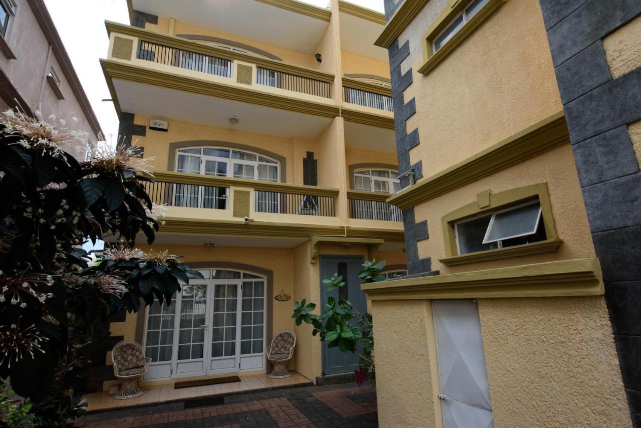 Residence Dream Lodge Flic en Flac Bagian luar foto